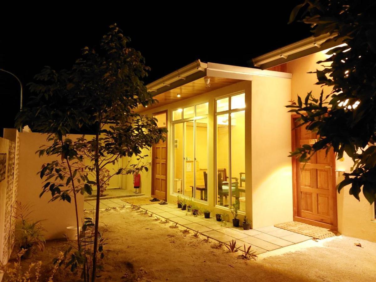 Ayira Maldives Hotel Feridhoo Kültér fotó